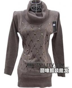 丽唯服装批发 探访山东淄博毛衣批发市场，揭秘最便宜的保暖内衣与卫衣采购指南