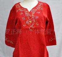 云南民族服饰批发——世界工厂网上的瑰丽商机