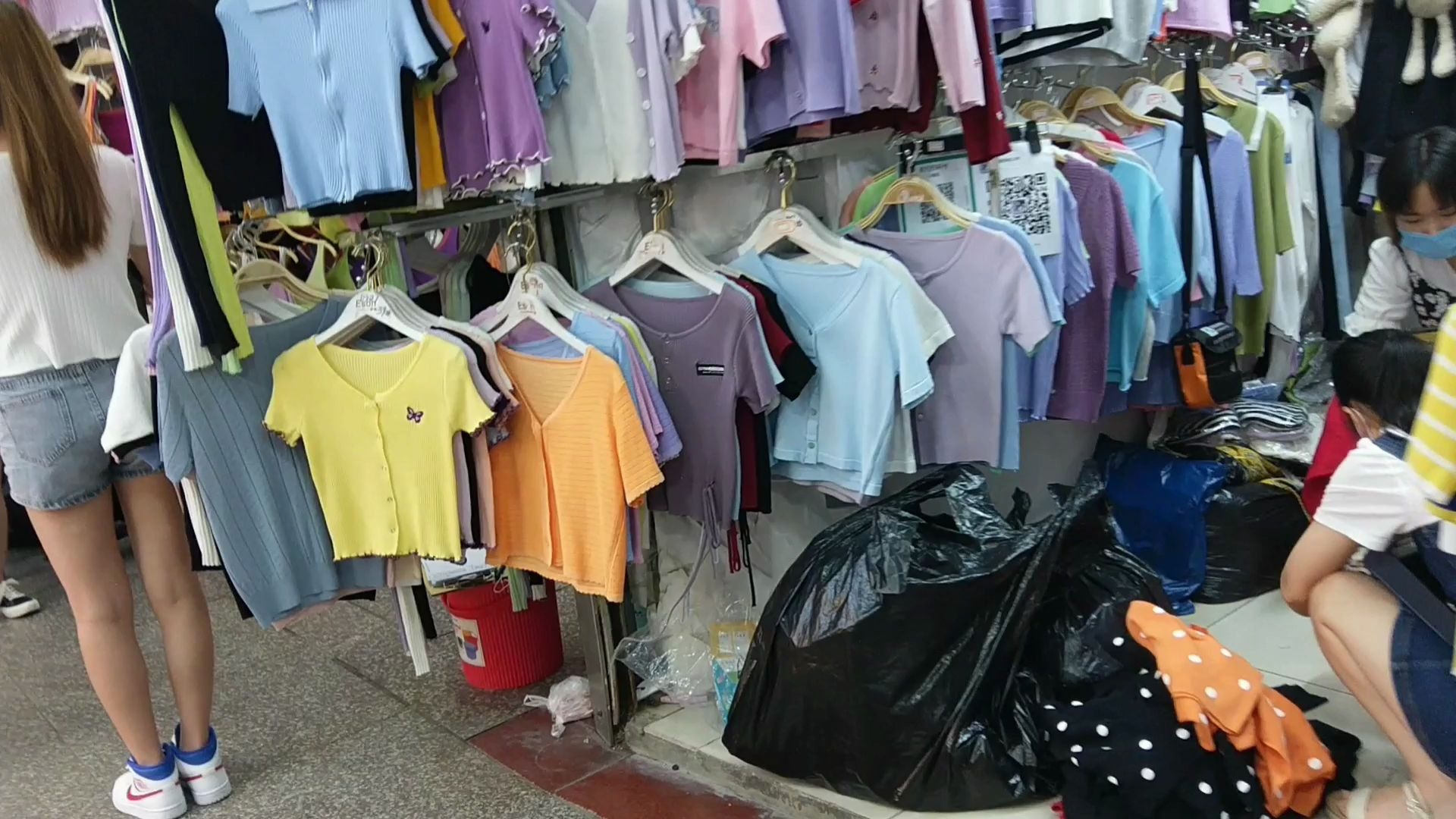 广州流花服装批发市场 服装批发的黄金宝地